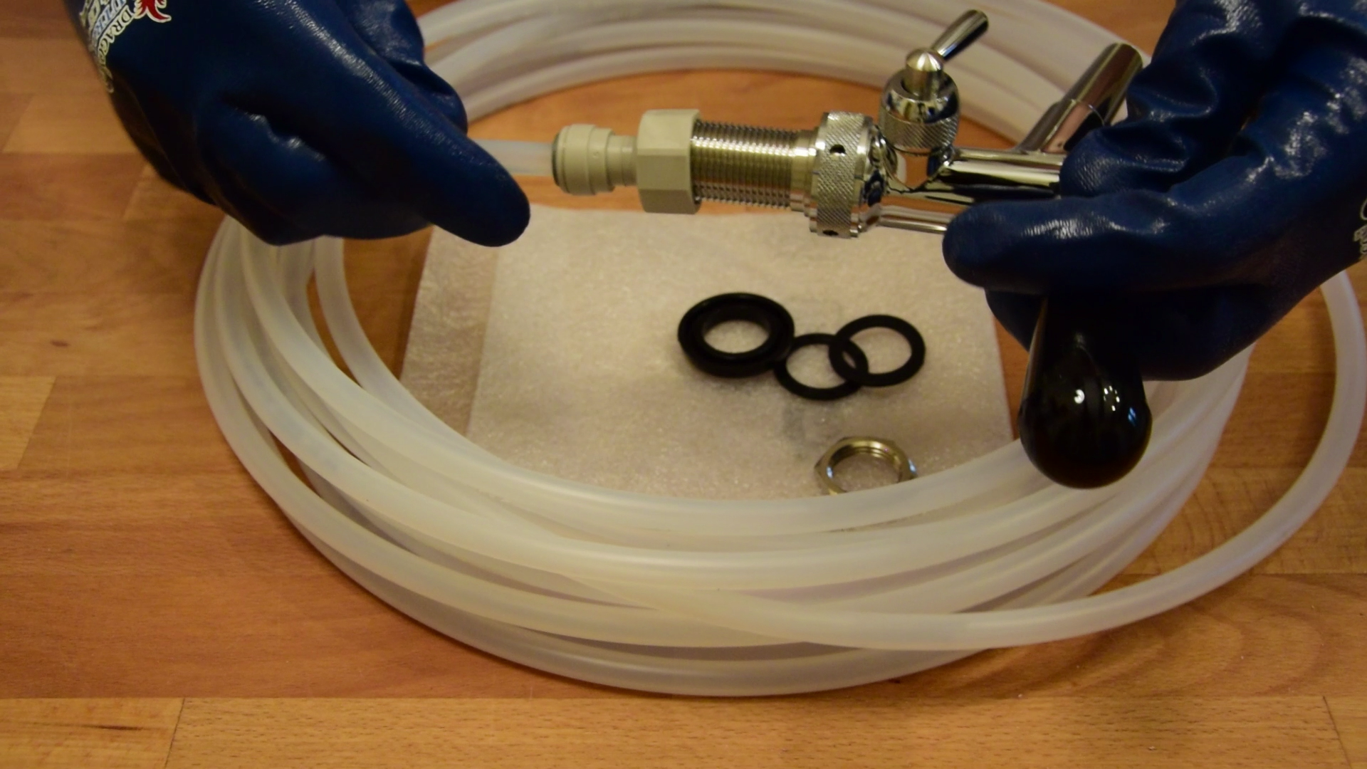 Beer Tap at Home Cool for Party and for Ordinary Days 6 Steps (with