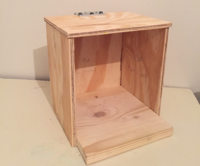 How to Make a Bee Hummingbird House