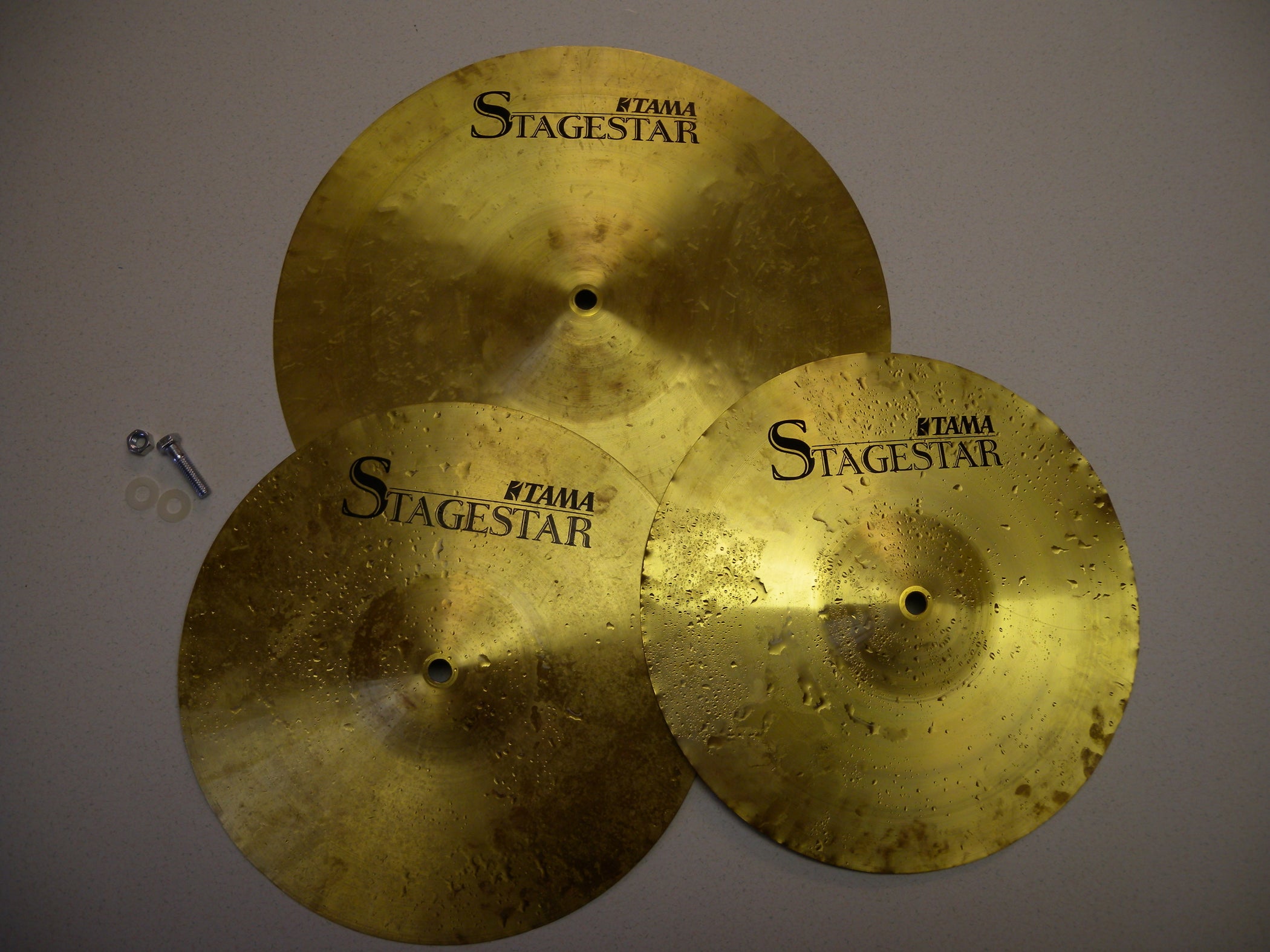 Using Old Drum Cymbals to Play Music From the Rain 3 Steps (with