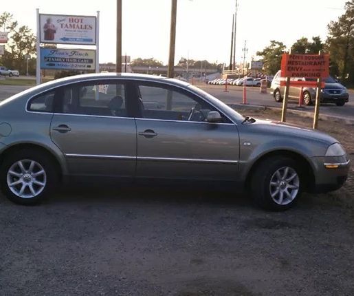 2004 VW Passat Fuel Pressure Regulator Replacement