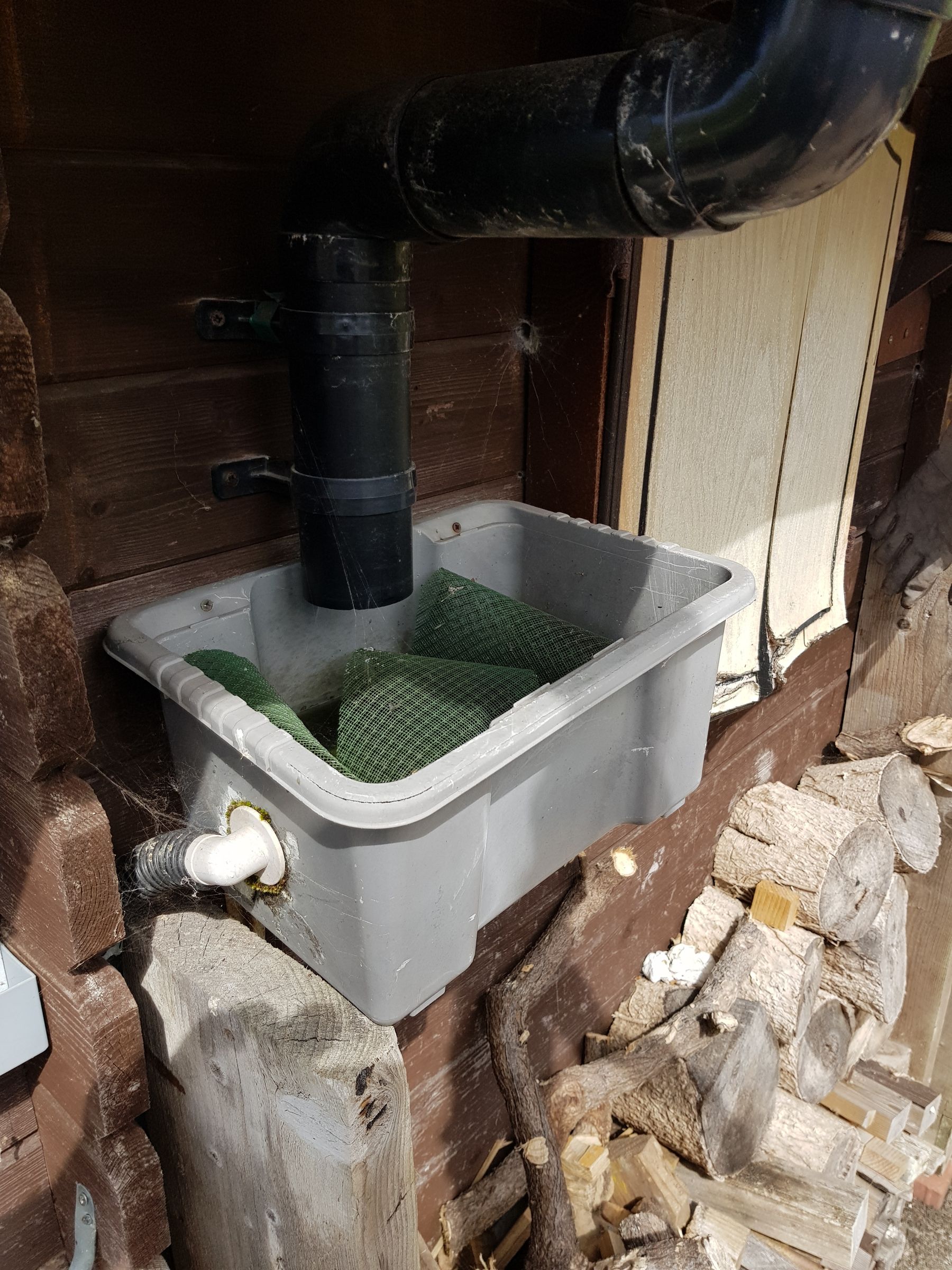 How I Made My Garden Water Storage System (July 2020) 4 Steps (with