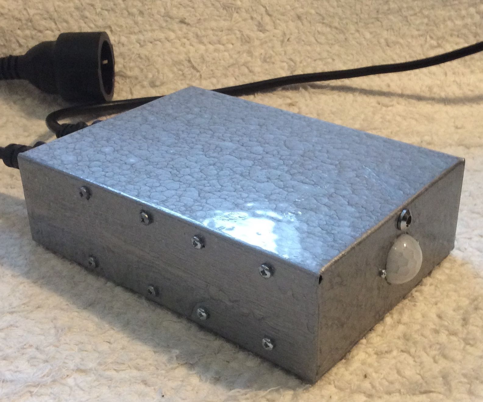 Motion Controlled Outlet