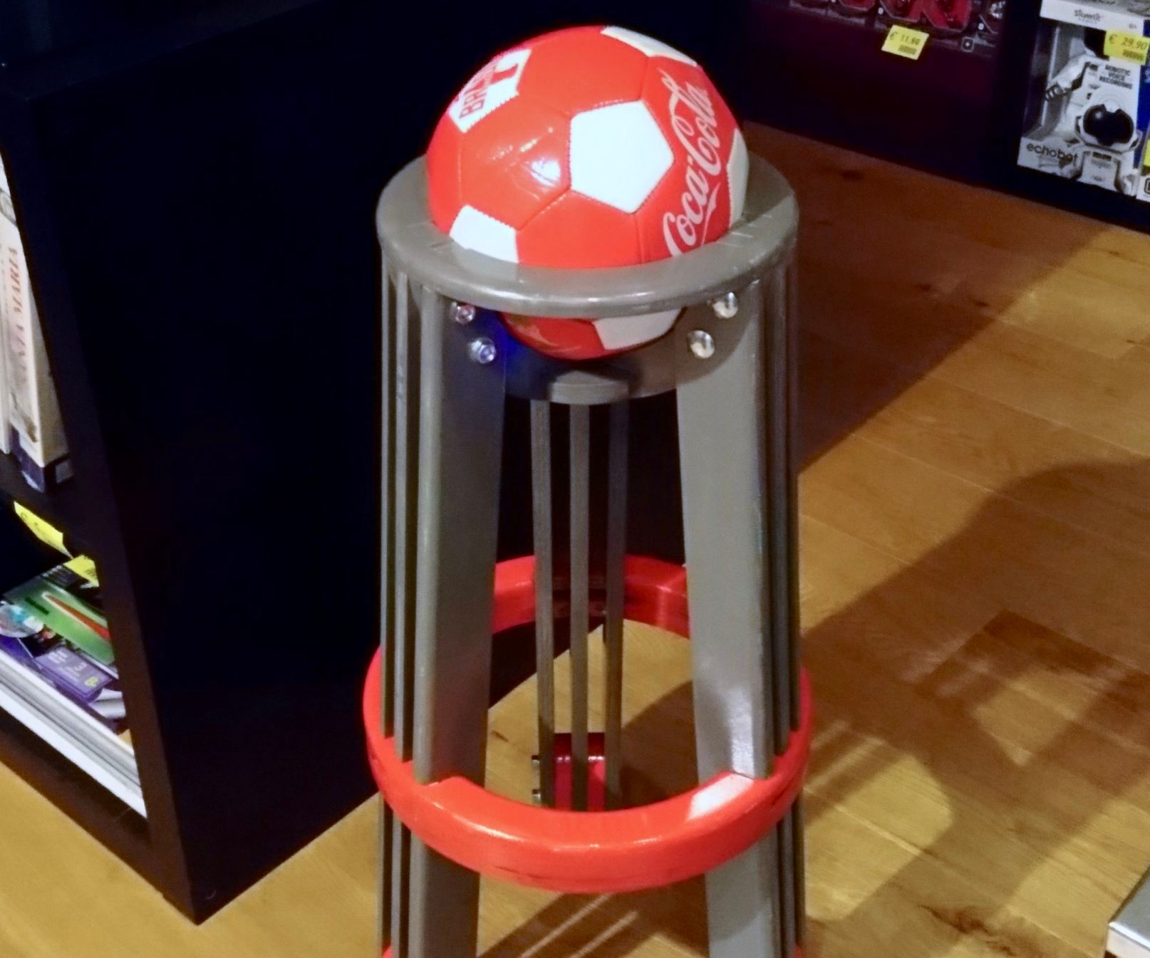 Lasercut Ball-stool Bar Stool
