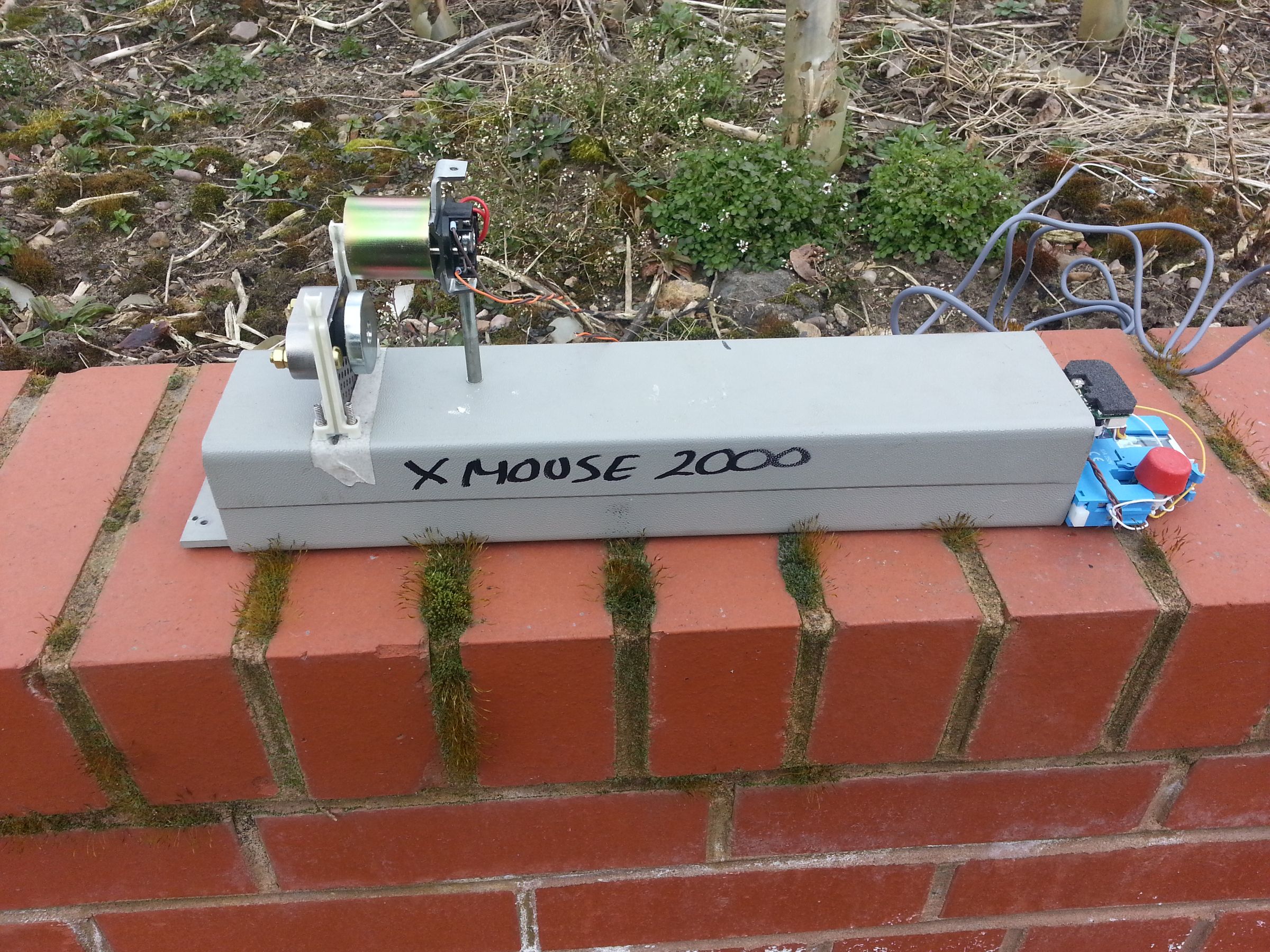 XMouse2000 Electronic Mouse Trap (no Kill)