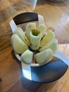 PREPPING THE APPLES
