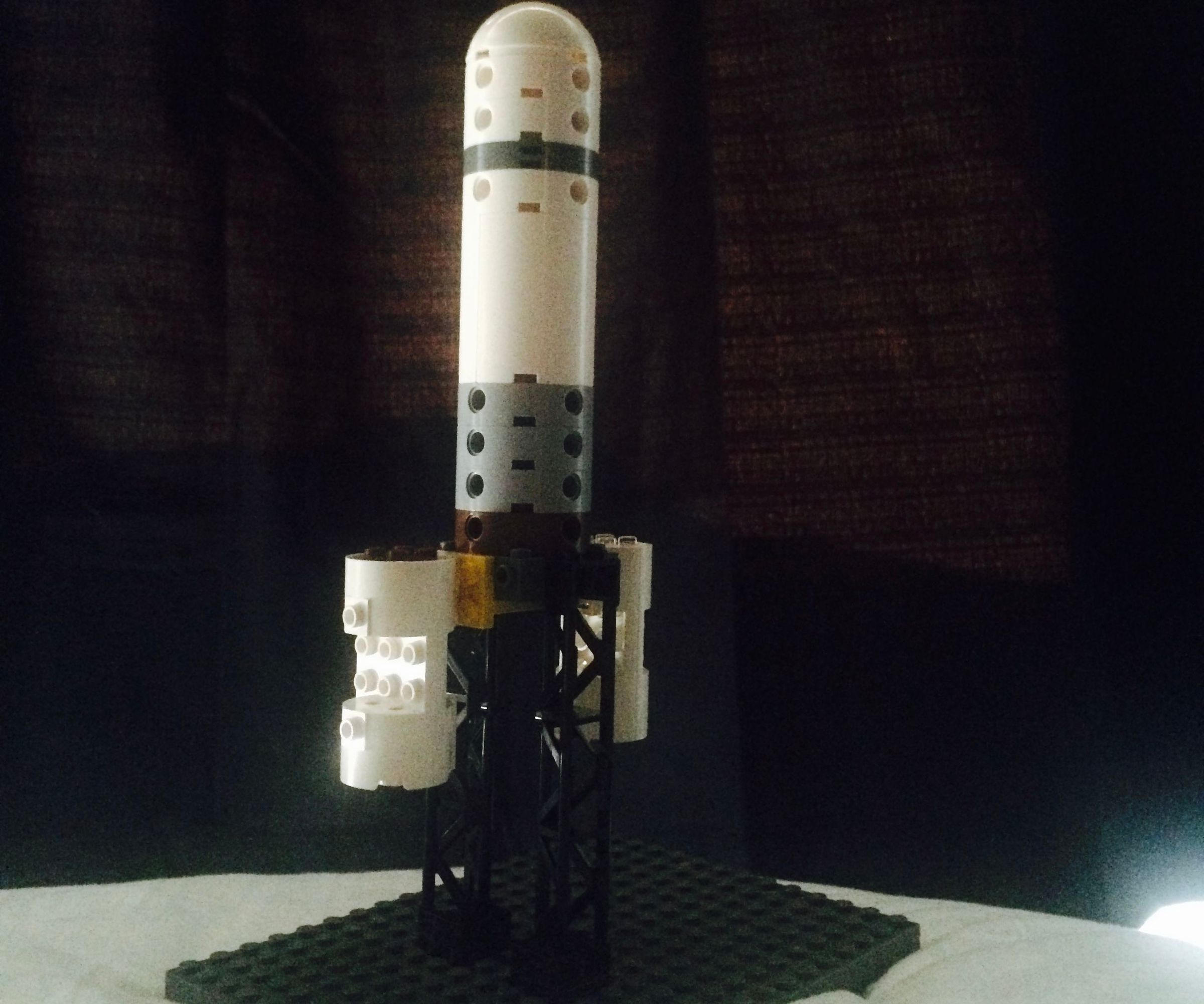 Lego Rocket and Launch Pad