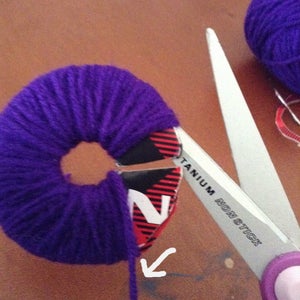 Making Your Pom-Poms 