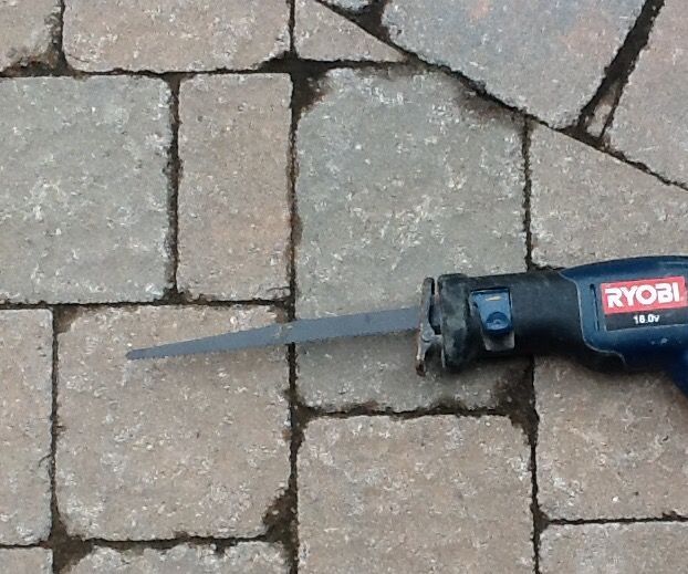 Ryobi One+ TreeTrimmer Hack
