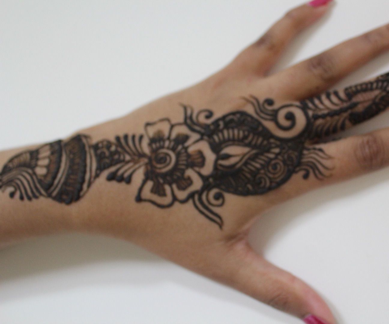 Simple Mehendi Design for Children