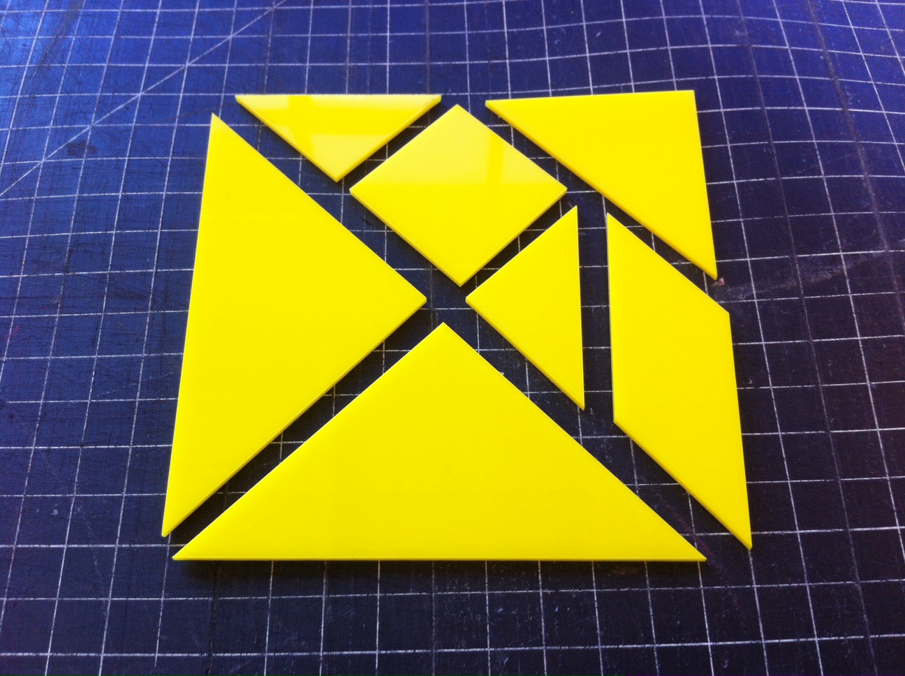 Tangram puzzle
