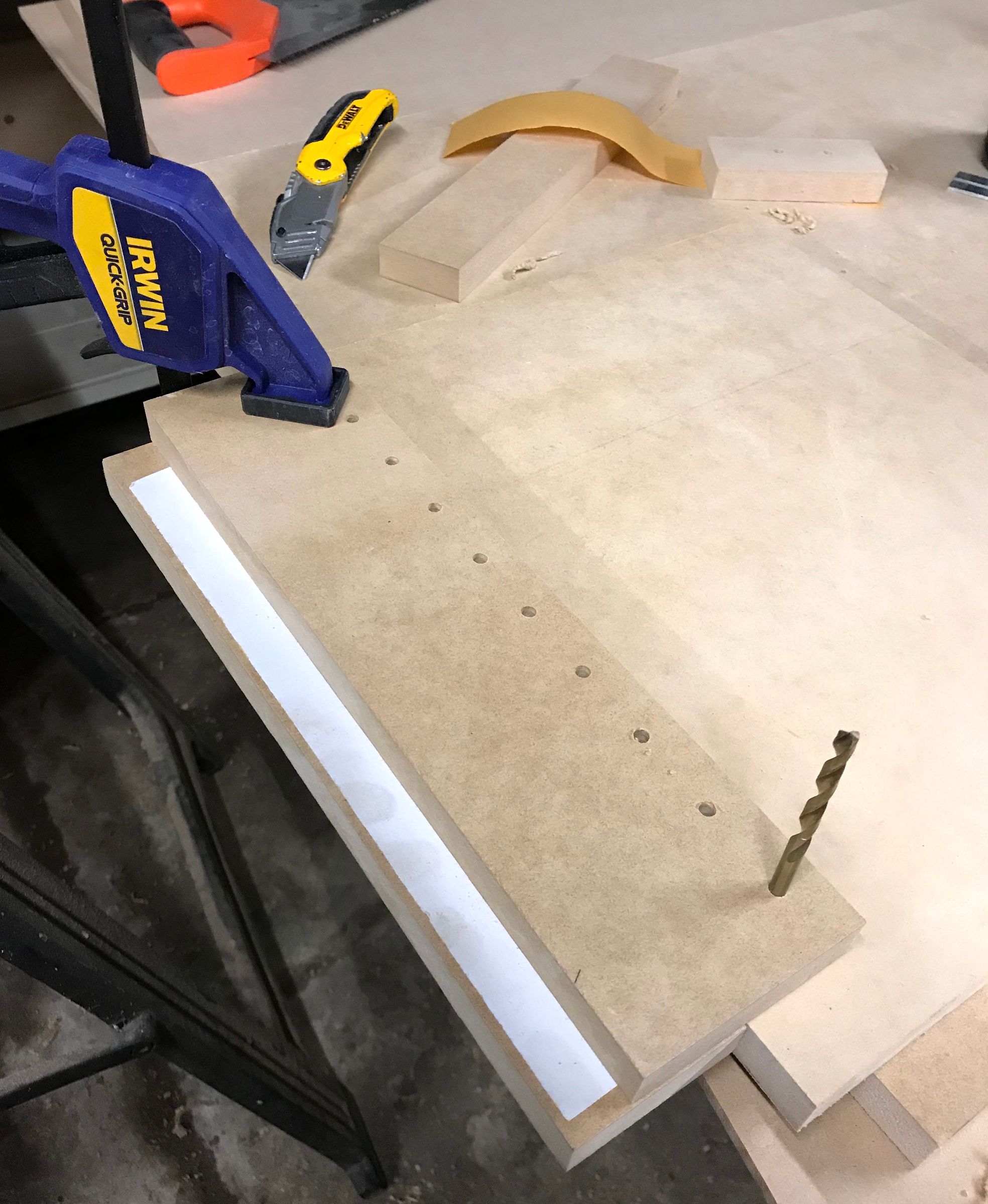 Bookcase Shelf Hole Jig : 4 Steps (with Pictures) - Instructables