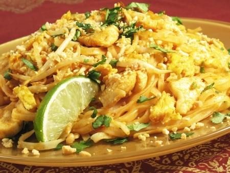 Pad Thai Noodles With Chicken