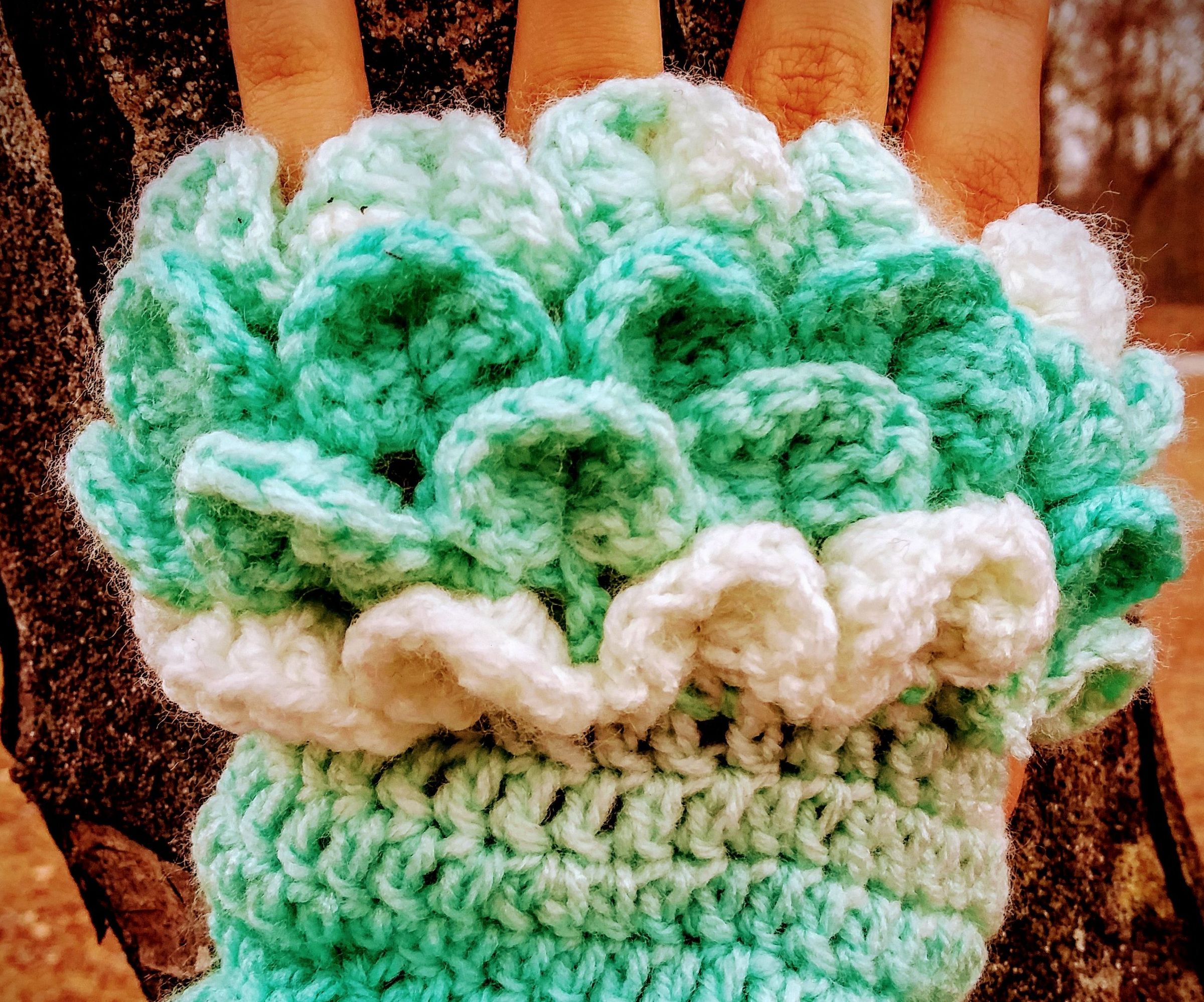 Crochet Dragon Scale Fingerless Gloves