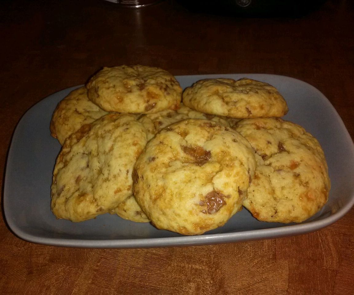 How to Make Butterfinger Cookies
