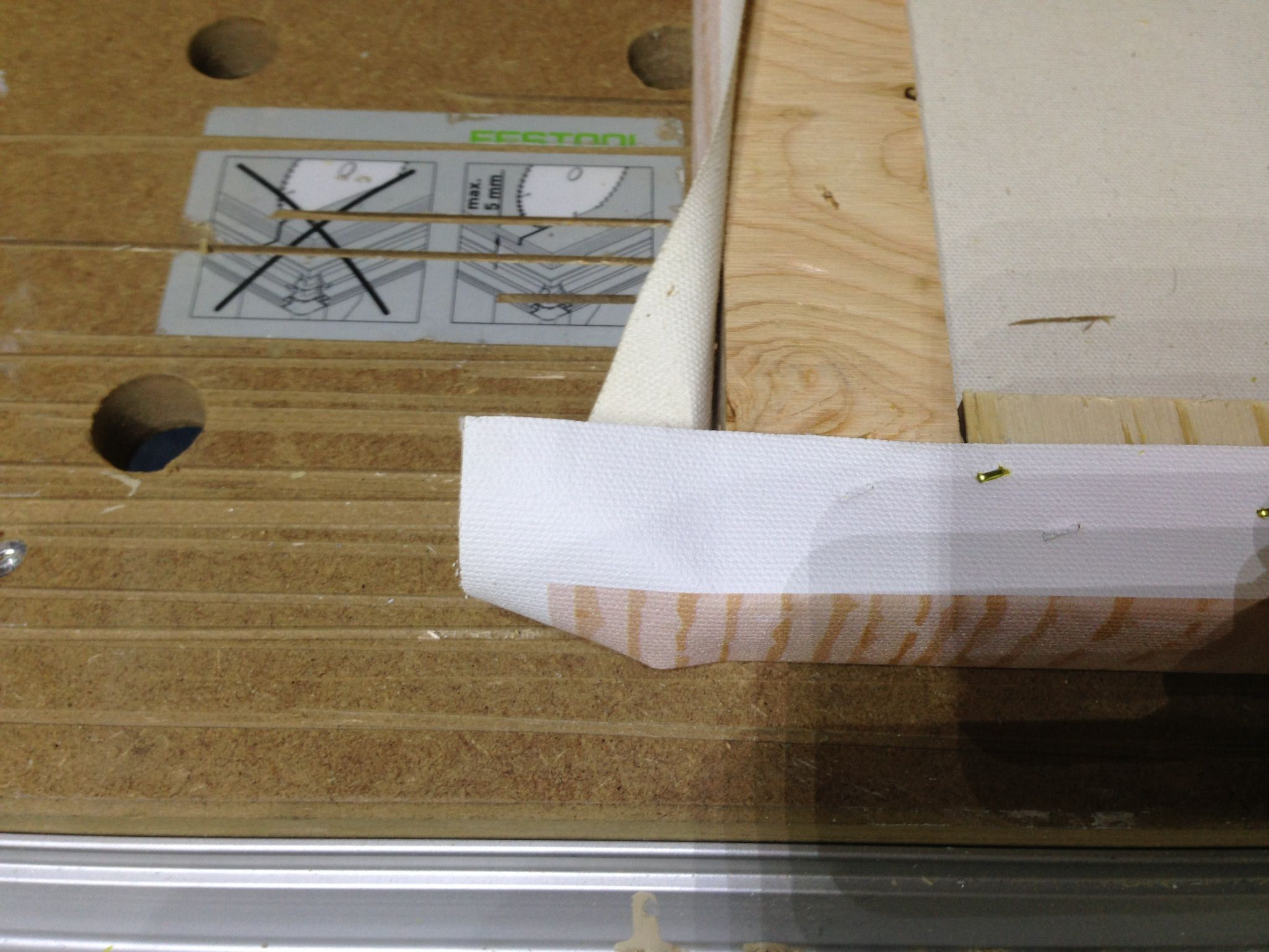 How to Make a Canvas Wrapped Floating Picture Frame Cheap and Easy 5