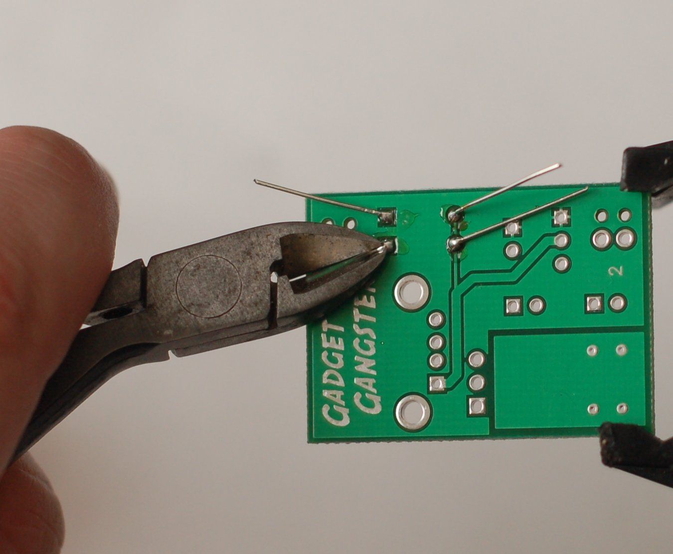 Mr. Buzz, the USB Solar Charger in a Cup 11 Steps (with Pictures