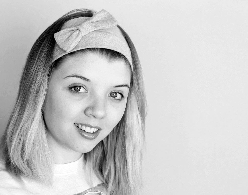 How to Make a Headband Out of a Thrifted Dress