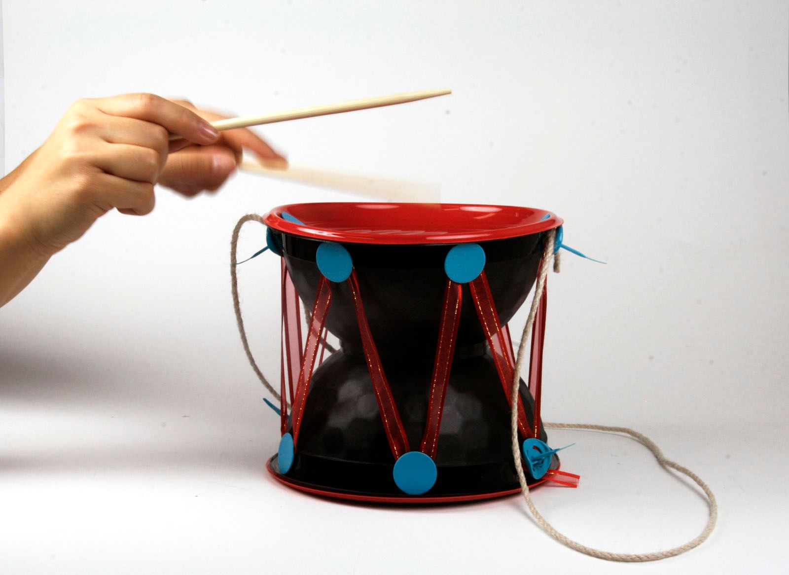 Makedo Beating Drum