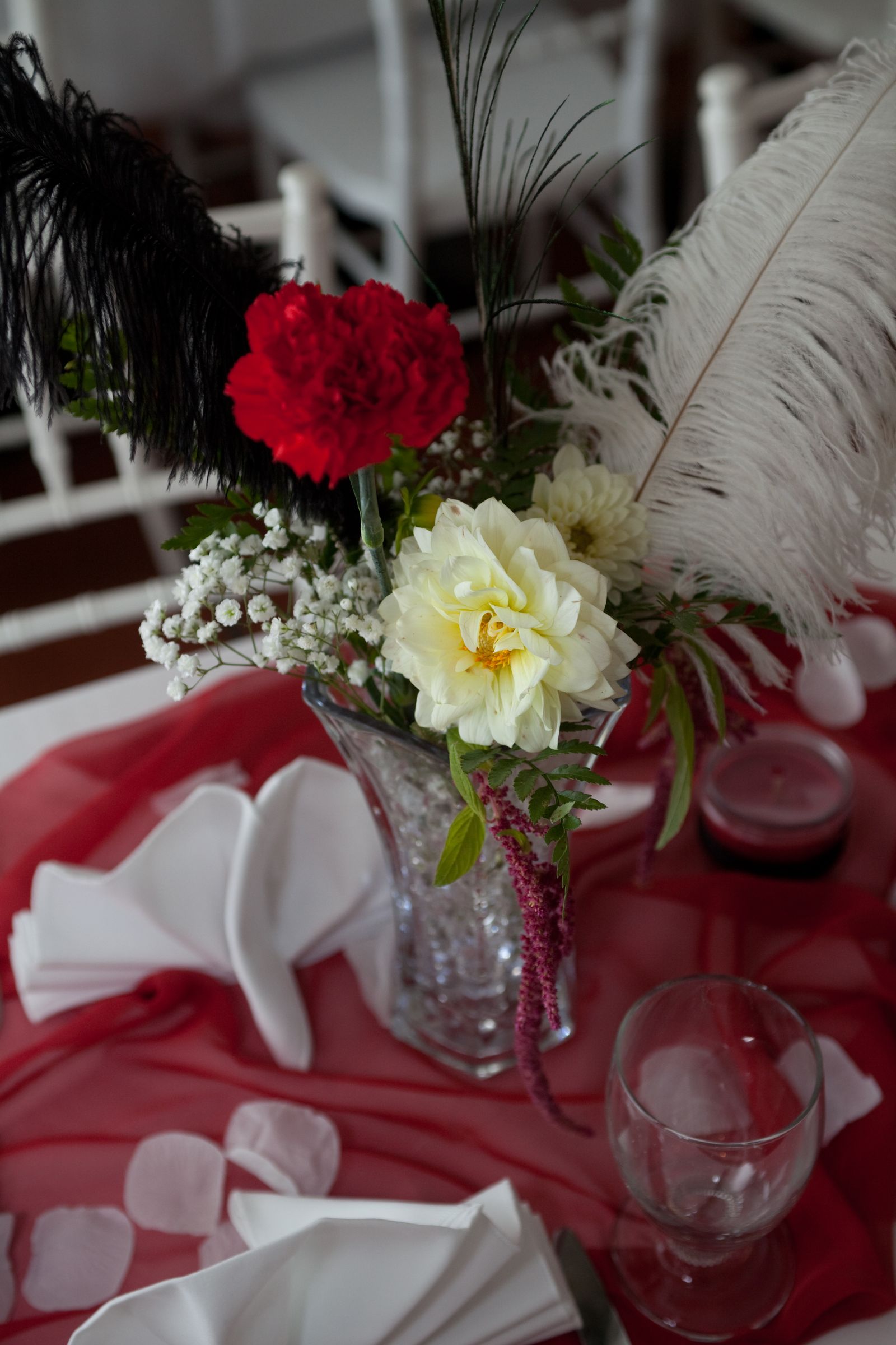 Wedding Table Centerpieces and Flowers