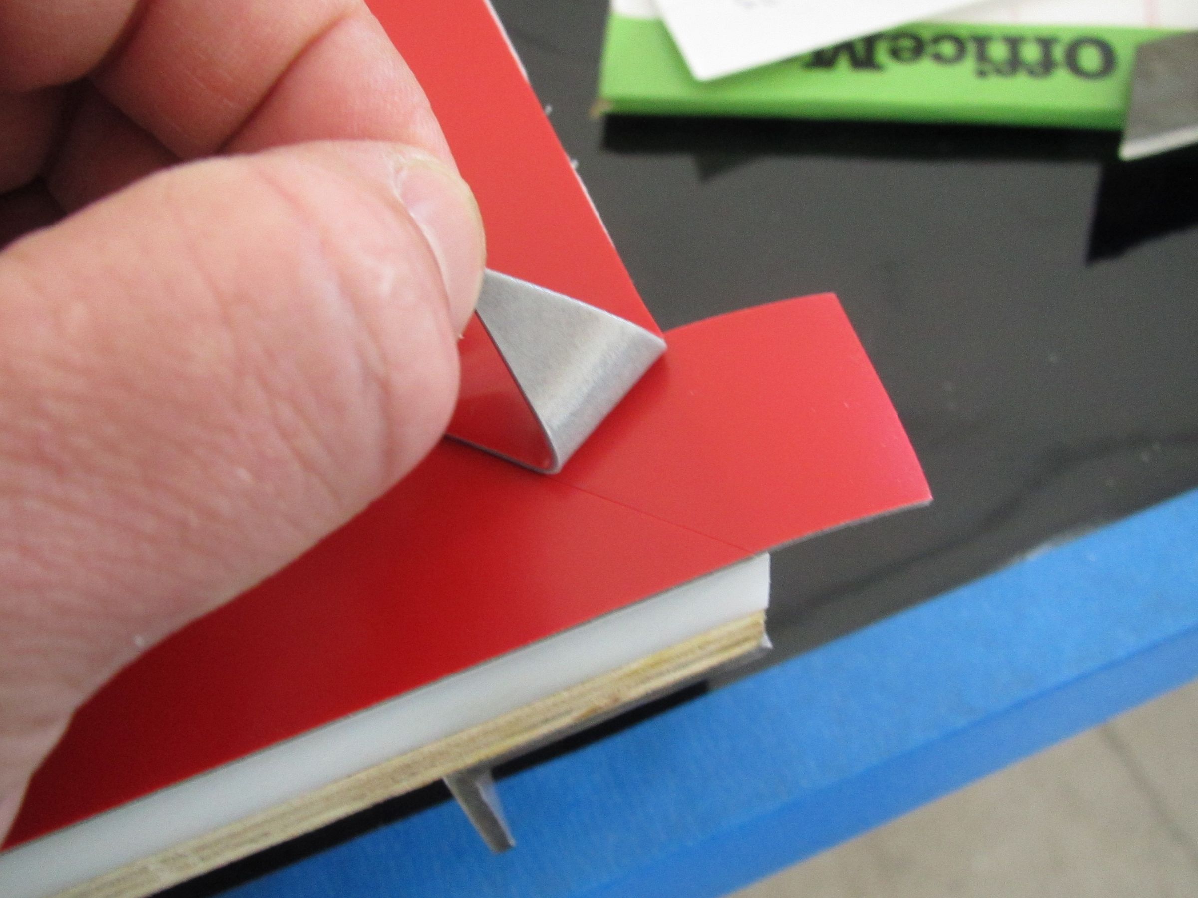 Viscous Fingering How to Make Fluid Channels in Silicone Membranes 8