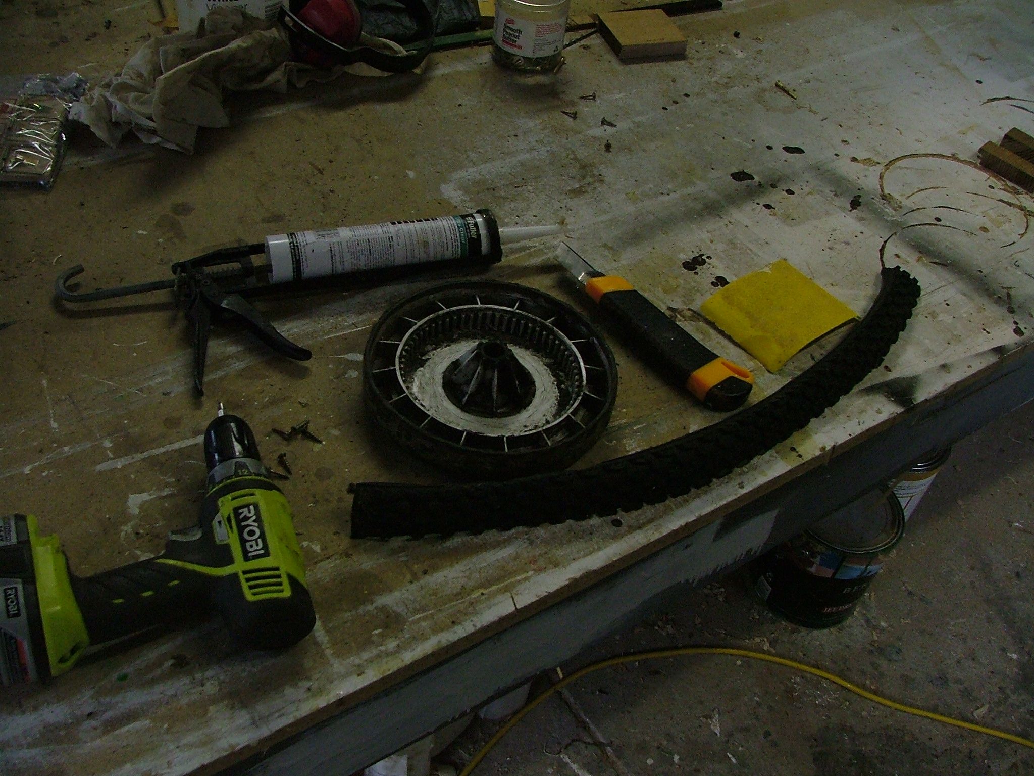 Retreading Flymo Hand Mower