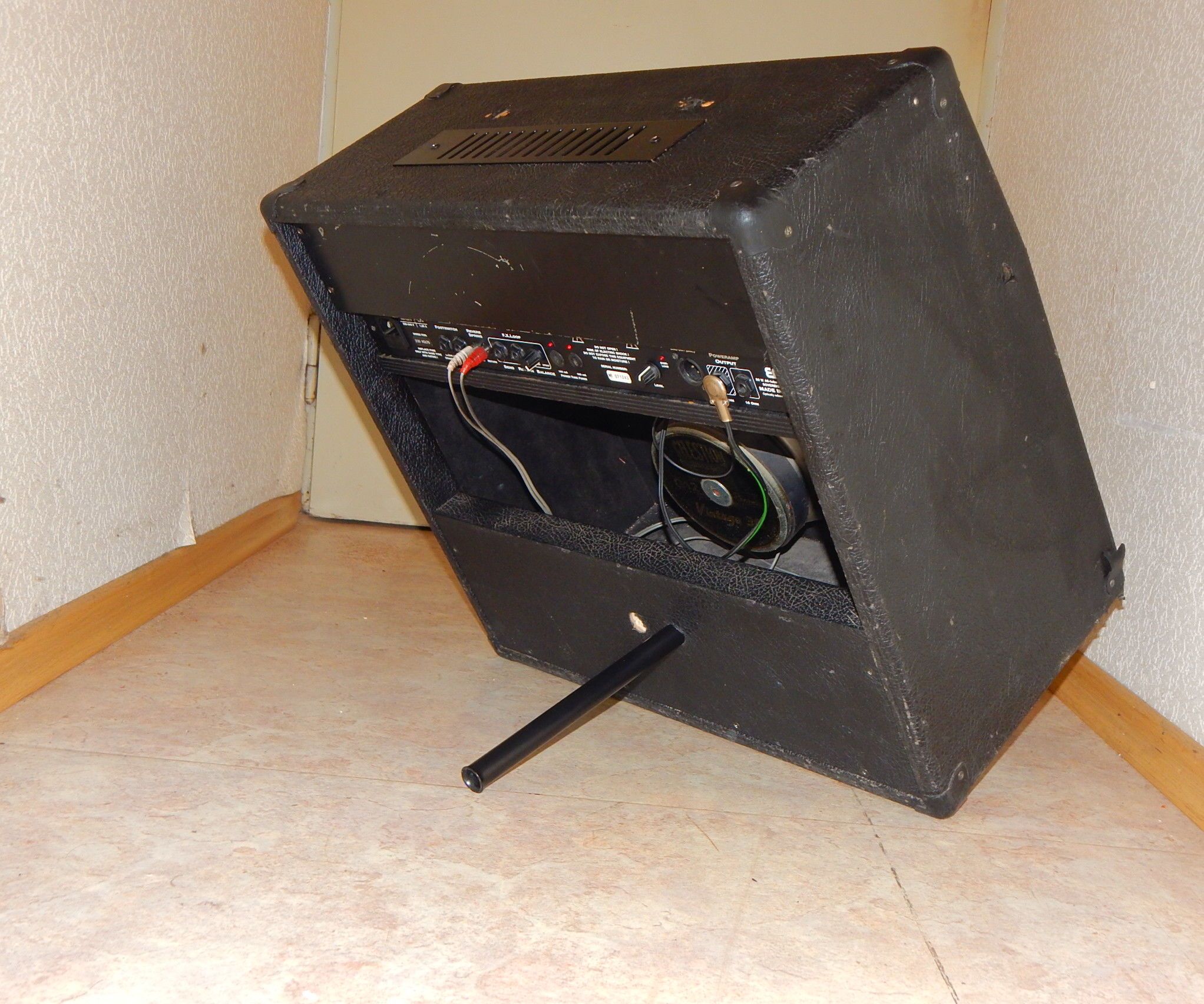 EASIEST Amp & Speaker Tilt Stand in the WORLD!!!