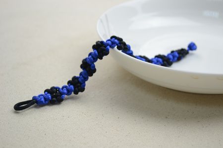 DIY Fashion Accessories- Cobra Friendship Bracelets for Guys
