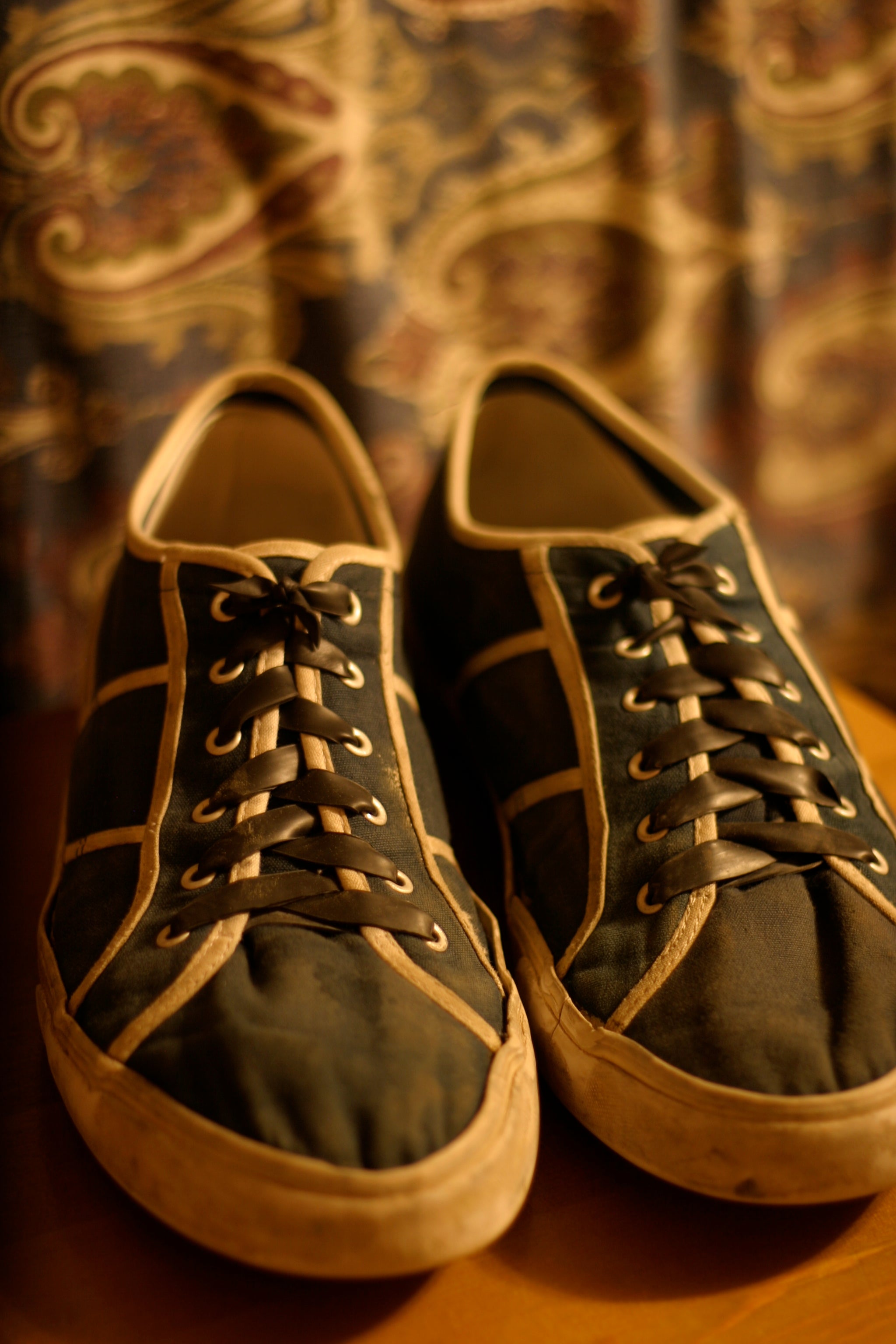 Make Laced Shoes Into Slipons With Inner Tubes 7 Steps (with