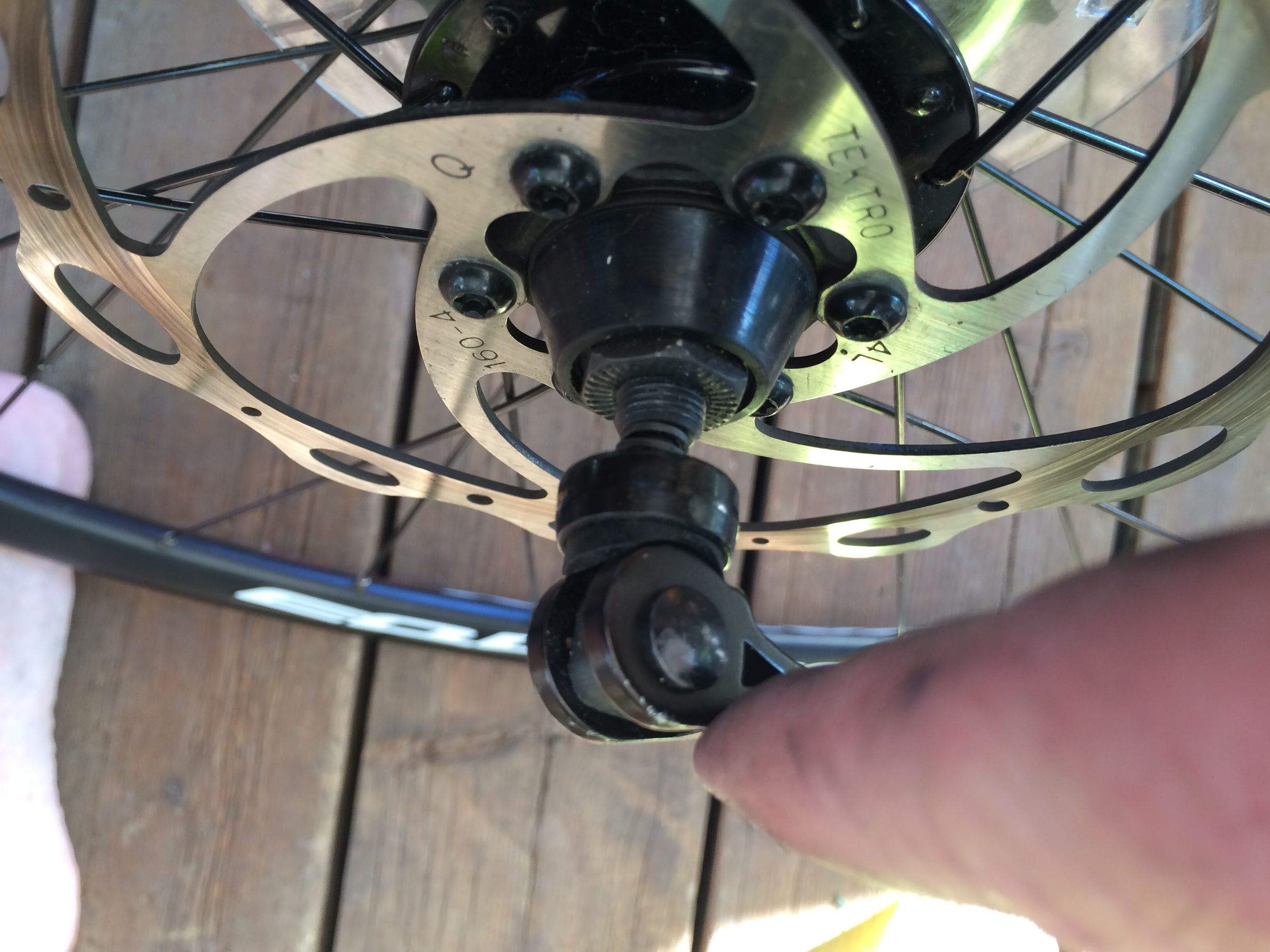 Broken Spoke Repair/Replace 8 Steps (with Pictures) Instructables