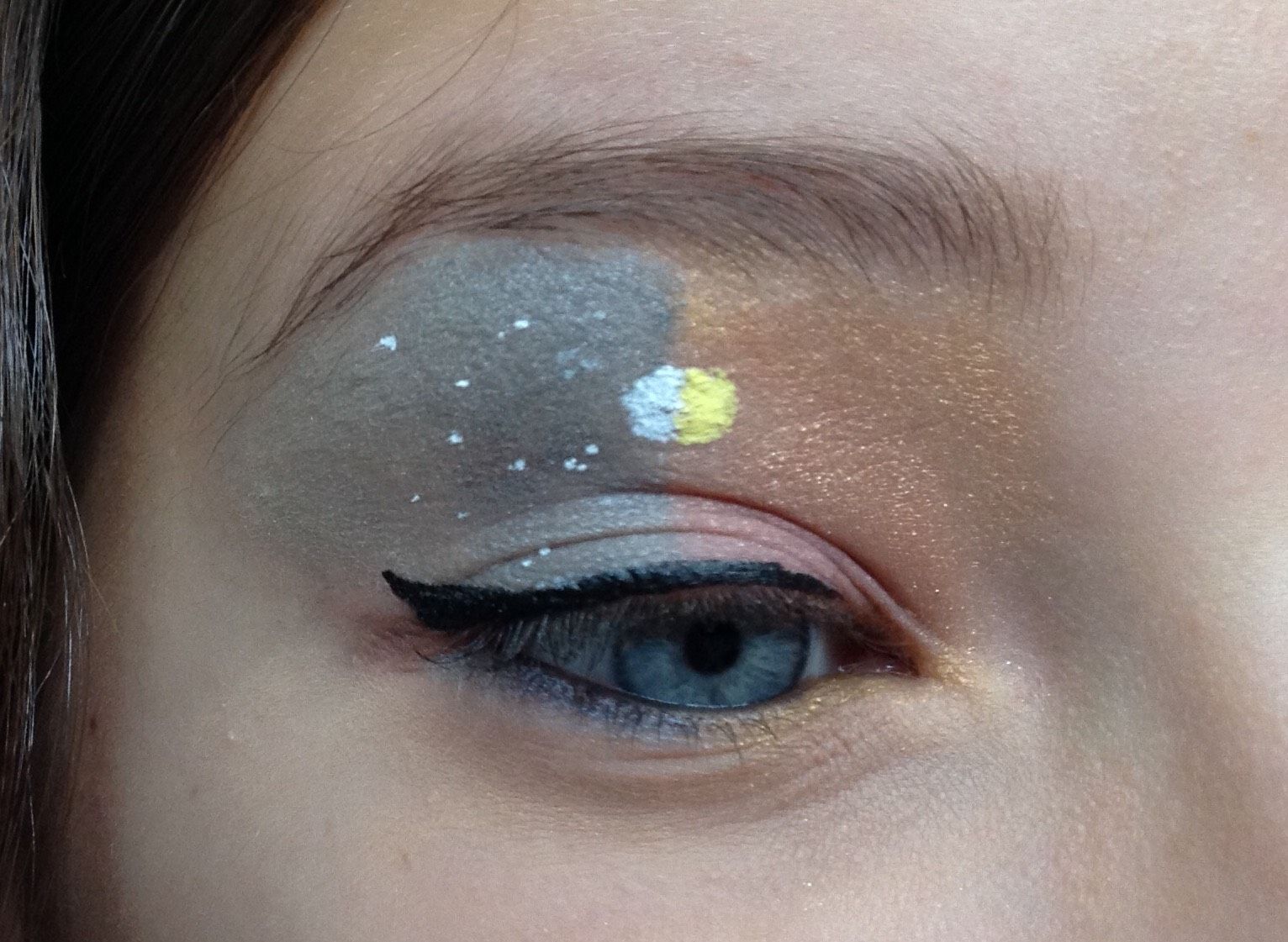 Night and Day Eyeshadow Look