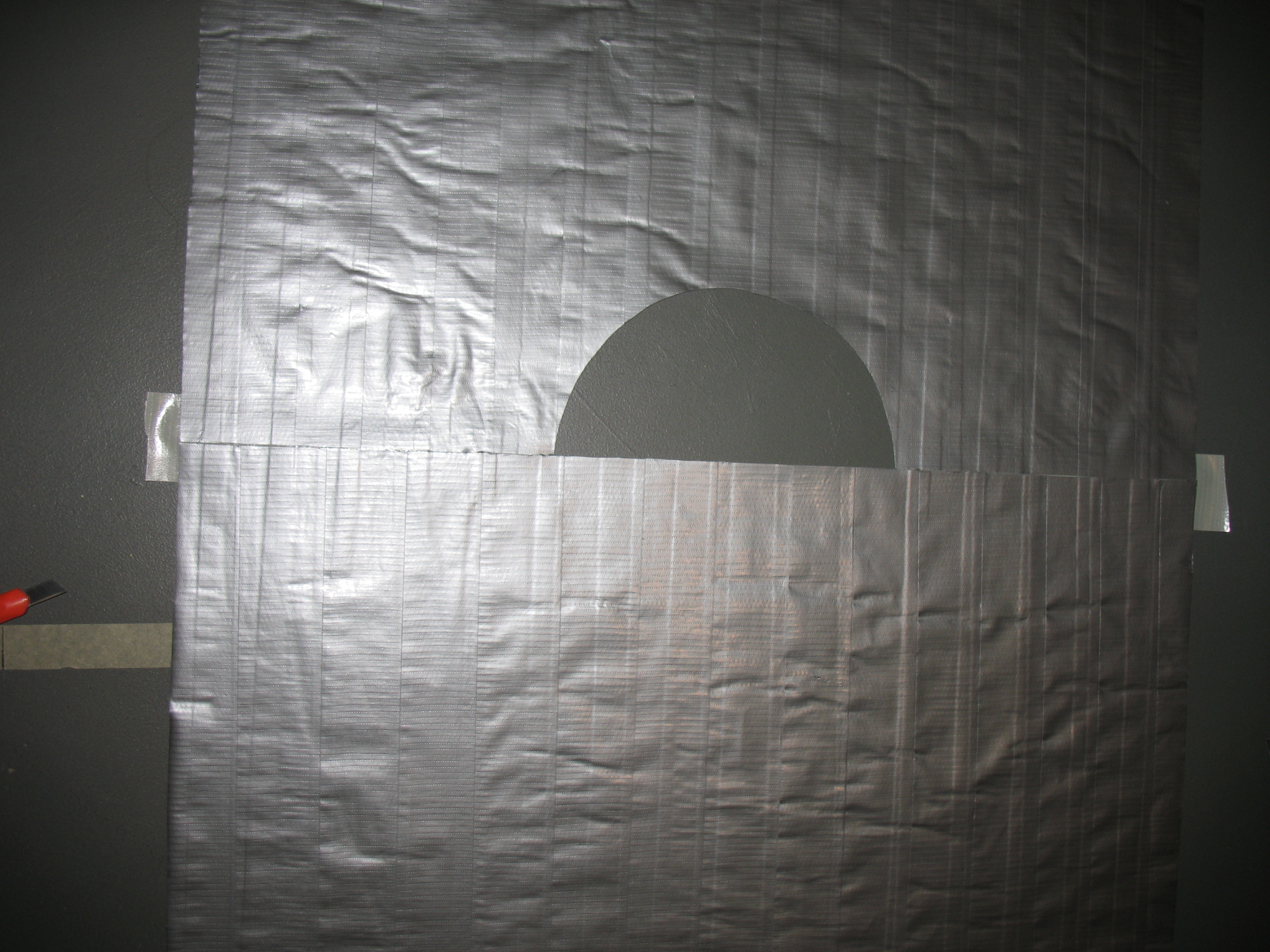 100 Authentic Duct Tape Hoodie (110+ Yards of Duct Tape) 9 Steps