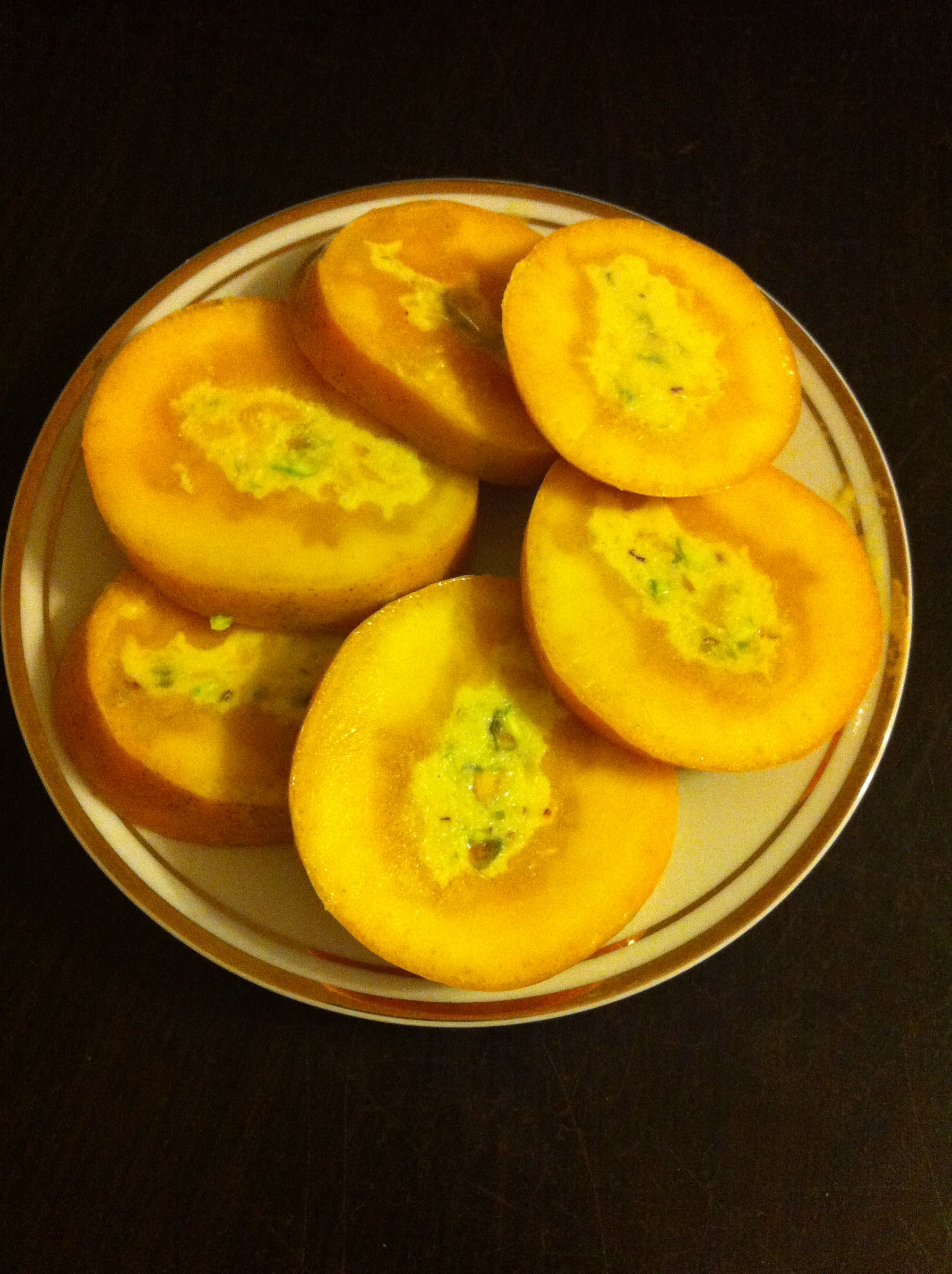 Mango Pistachio Kulfi / Ice Cream Inside a Real Mango 5 Steps