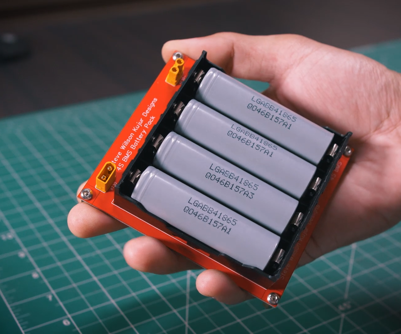DIY 4S 18650 Battery Pack Without Spot Welder : 9 Steps