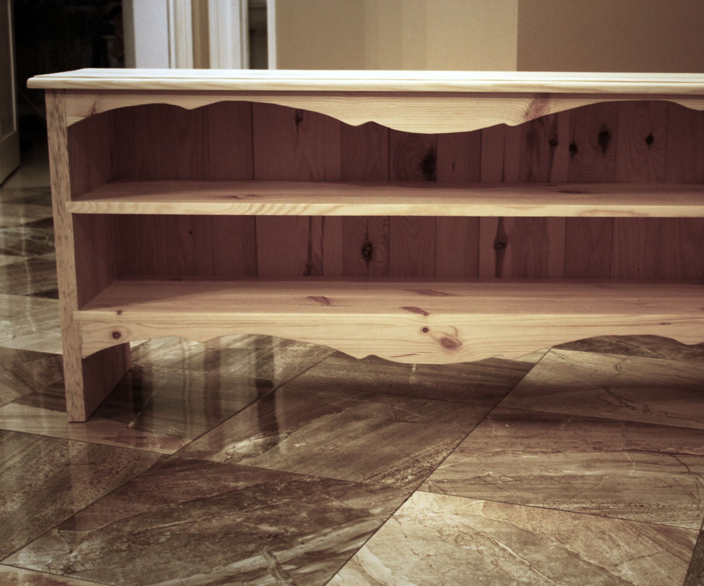 Retro/Rustic Shoe Cabinet DIY Tutorial