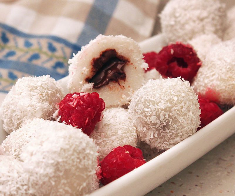 Rice Flour Balls With Chocolate