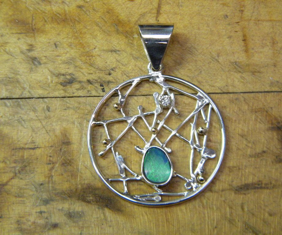Random Pattern Opal Pendant