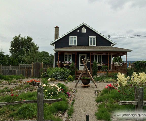 Front Yard Without Grass - Replace Lawn With an Edible Garden