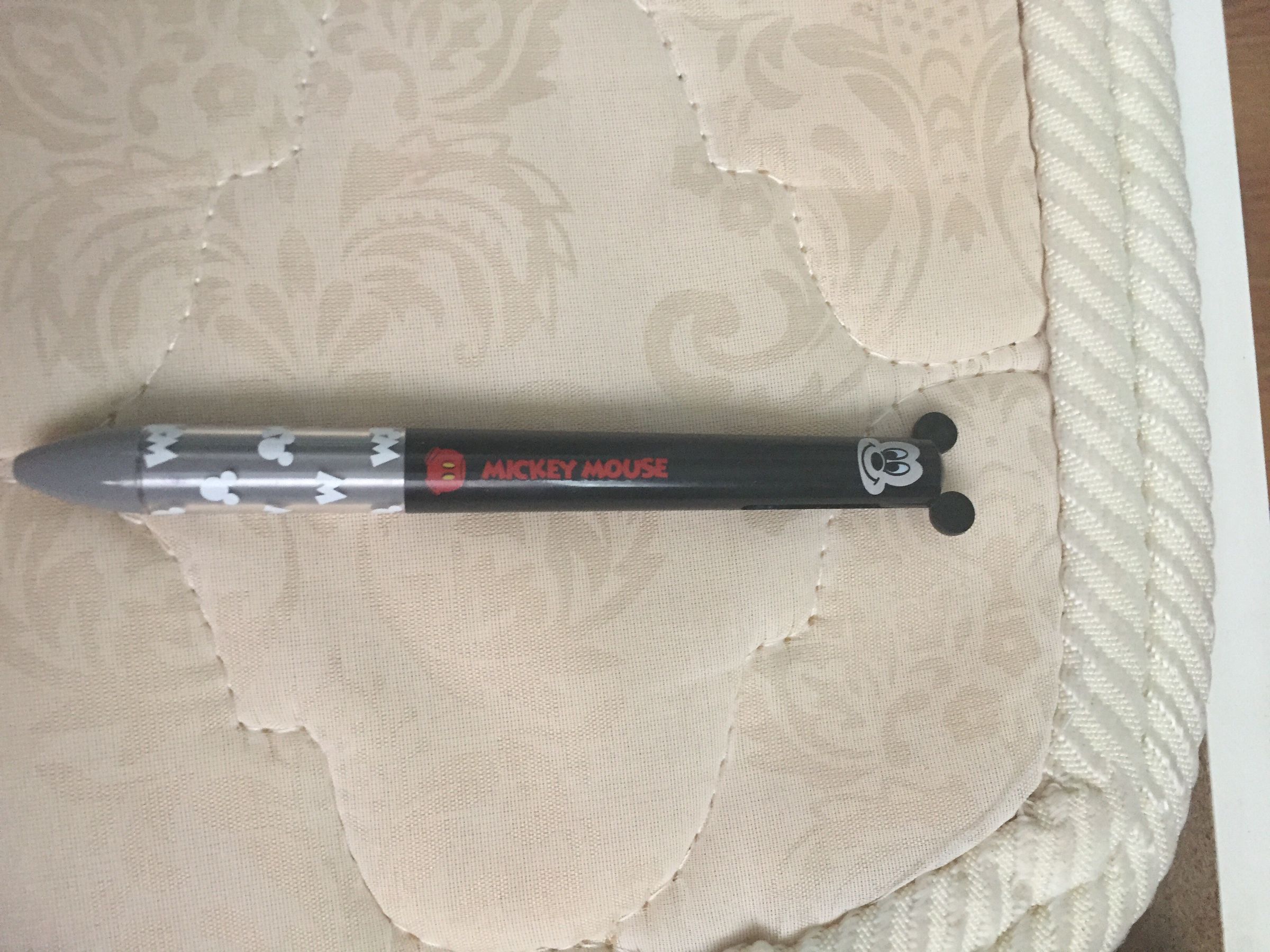How to Reassemble That Pen That Came Apart in Your Backpack 6 Steps