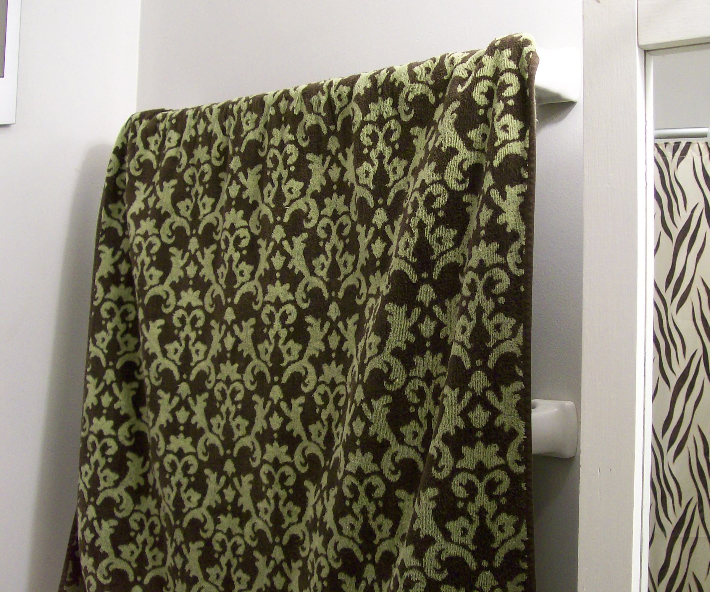 Towel Rack Safe