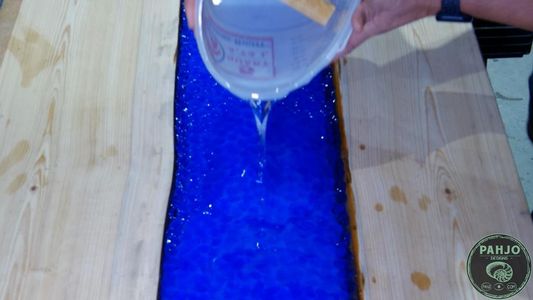 DIY Epoxy River Rock Table That Glows : 24 Steps (with Pictures ...