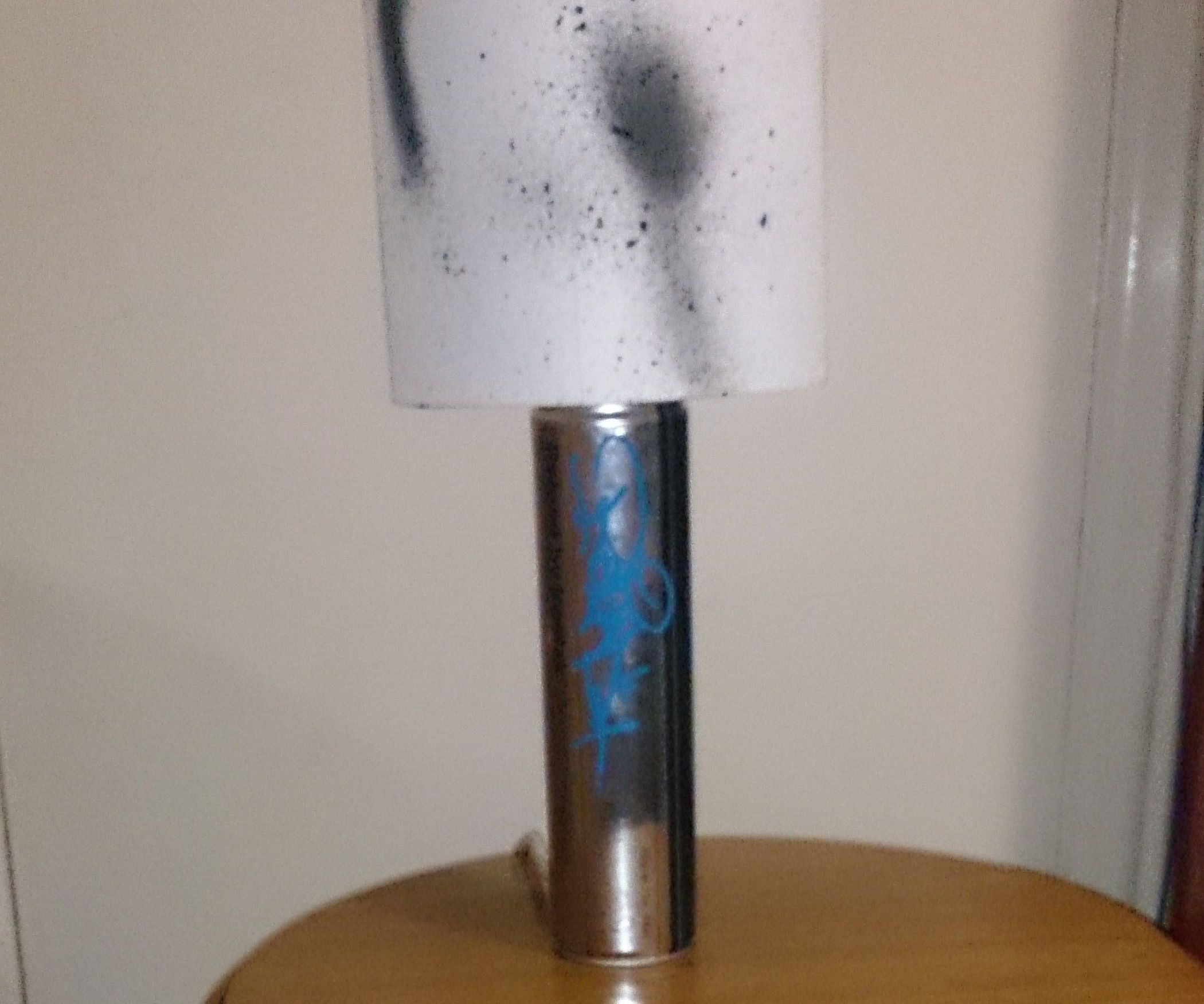 Spray Can Lamp 4 Steps Instructables