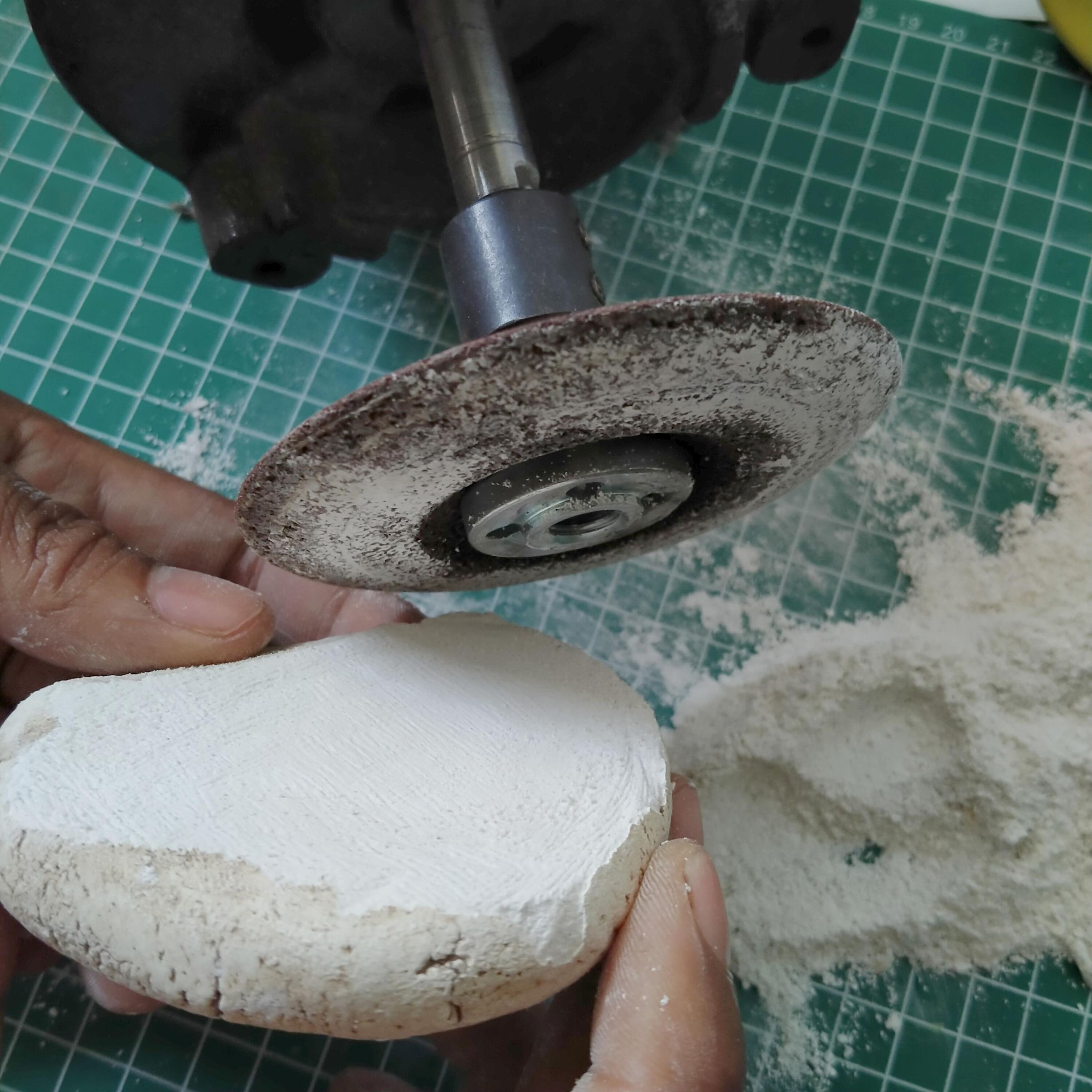 Carve a Stone Into a Pendant Heart Shaped Pendant 3 Steps (with