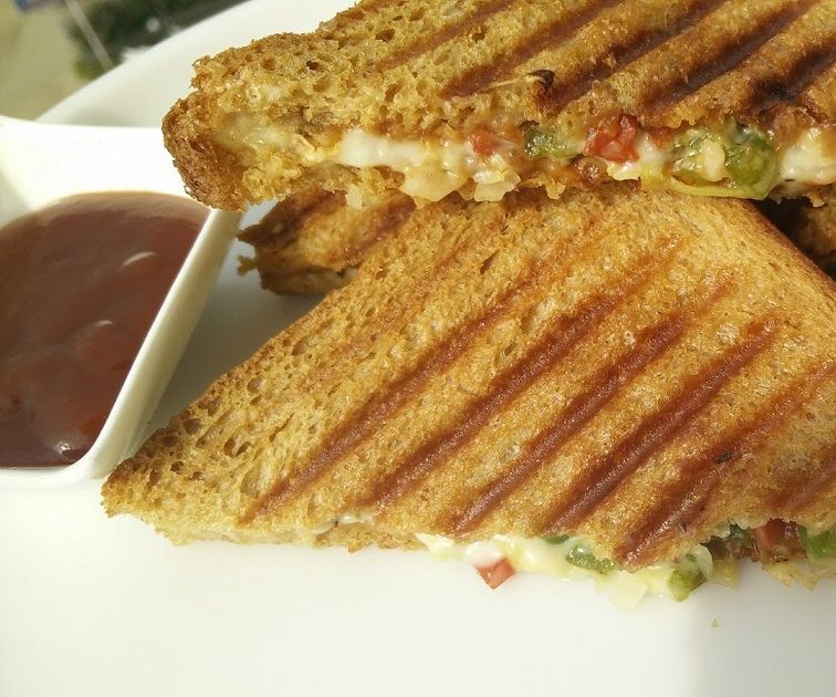 Grilled Pizza Sandwich