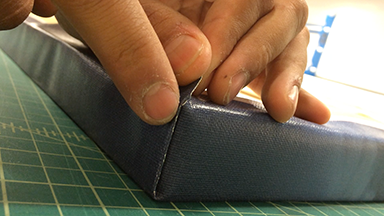 How to Stretch Canvas (I Made It at TechShop)