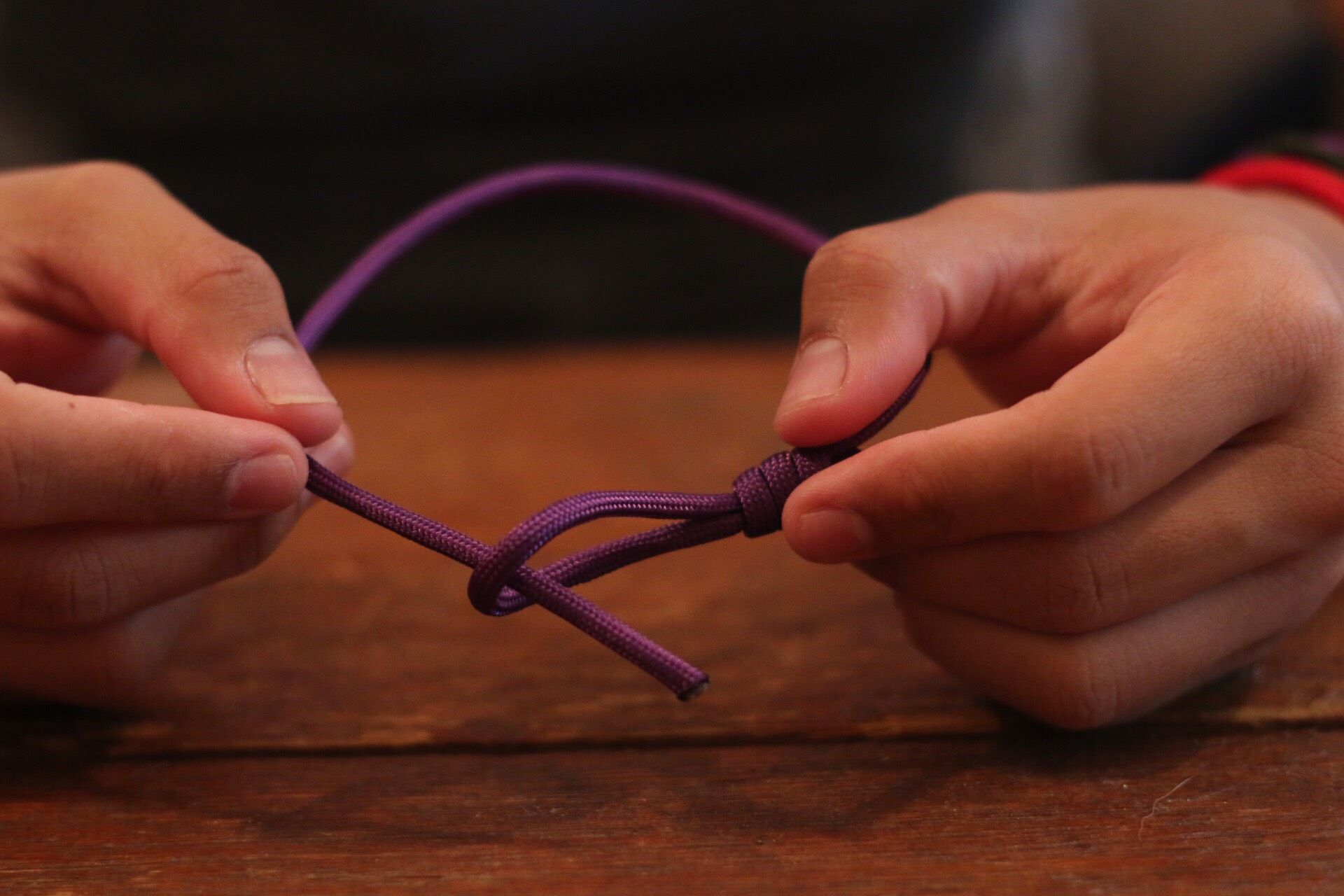 Paracord Noose Bracelet (tutorial) 5 Steps Instructables
