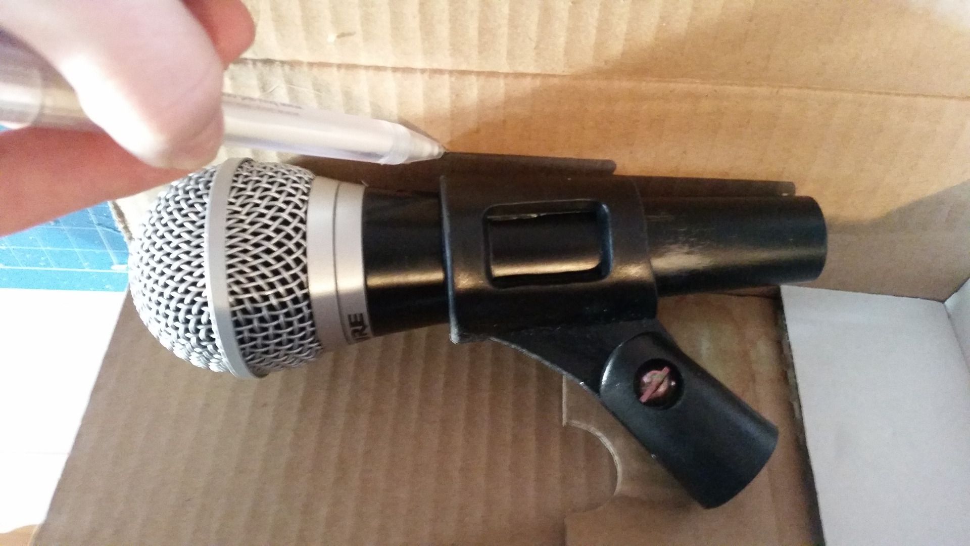 Cardboard Microphone Pop Filter 6 Steps (with Pictures) Instructables