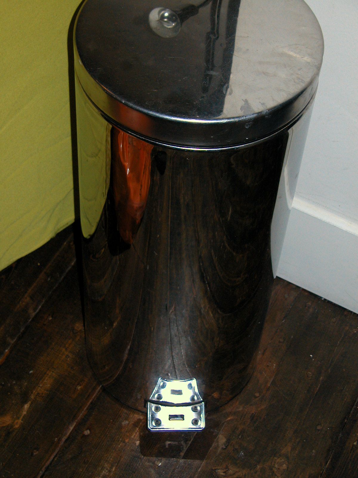 Fix a Detached Pedal Cover on Brabantia Pedal Bin Instructables