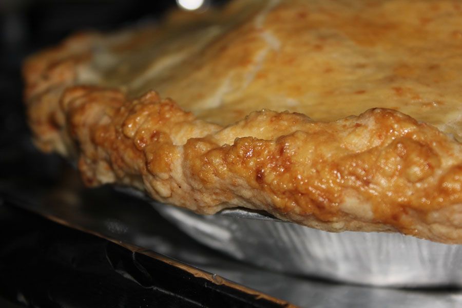 Tart Apple Pie With Gruyere Crust