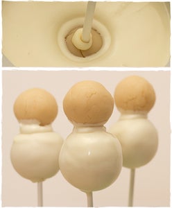 How to Make Snowman Christmas Cake Pops: Step 2