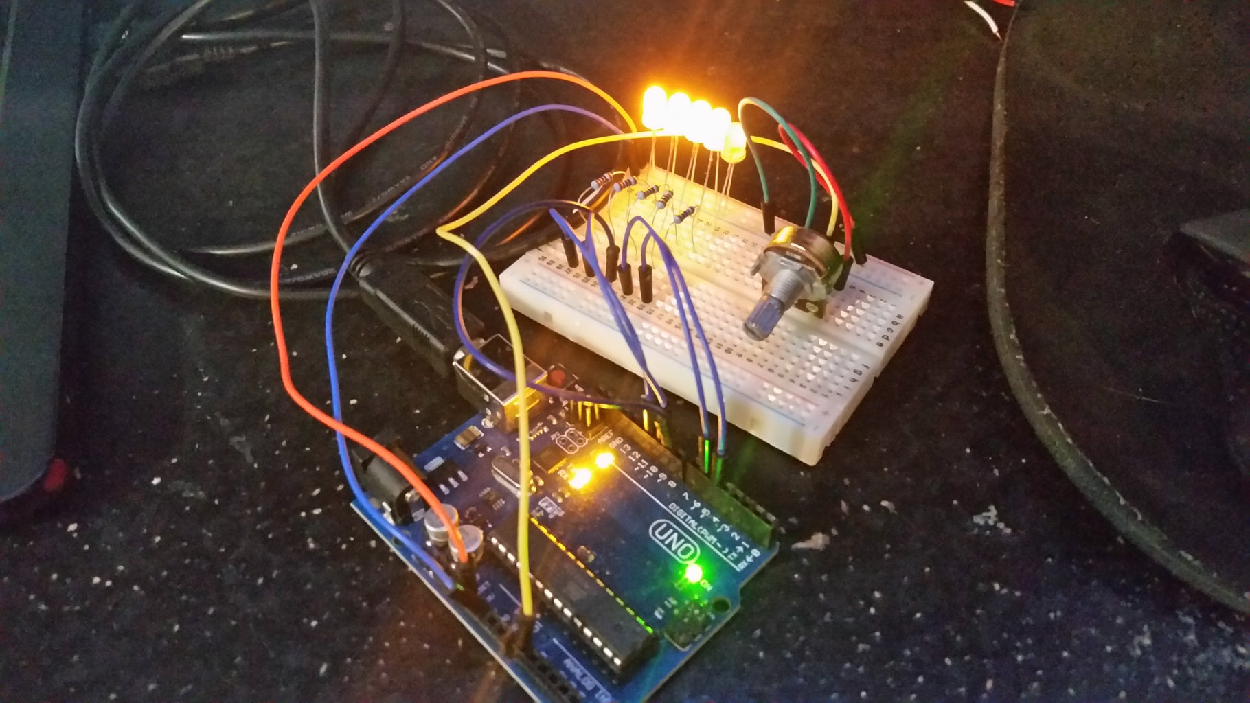 Arduino - Fade a Row of LEDs With Pulse Width Modulation